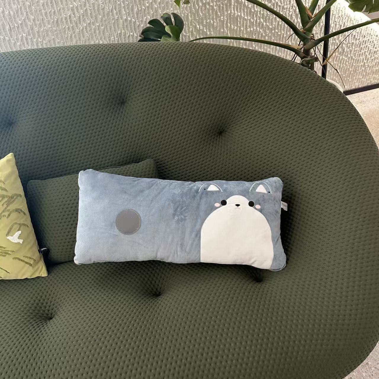 Long bolster pillow
