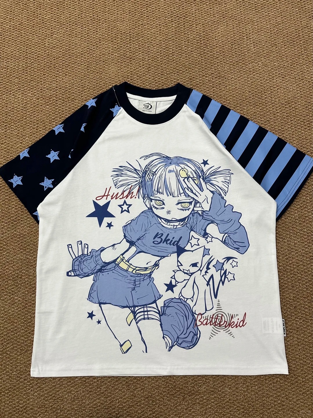 日系アニメ風少女プリントTシャツ