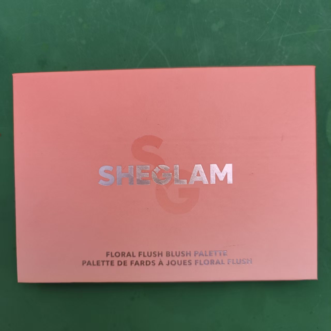 Foreign trade blush palette packaging box.