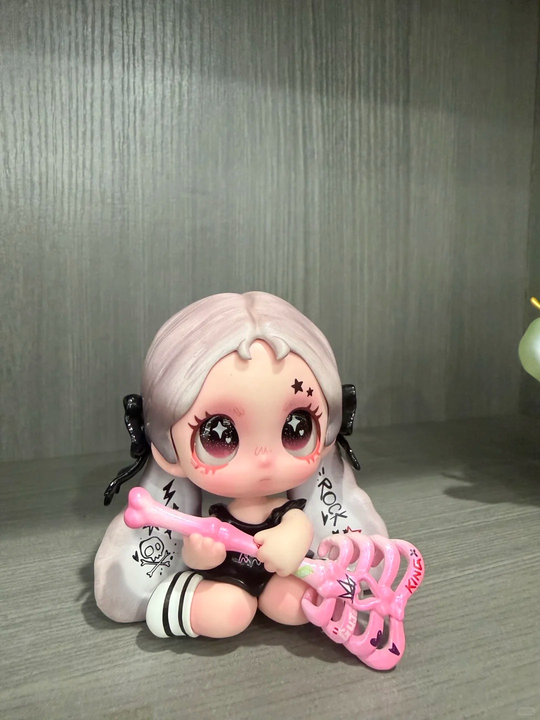 摇滚少女公仔