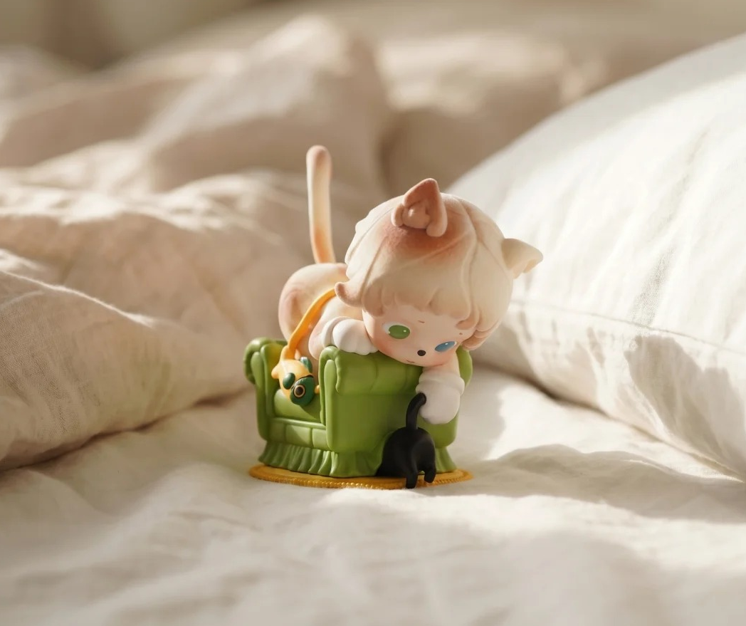 沙发猫耳萌偶 PVC ABS 潮玩手办