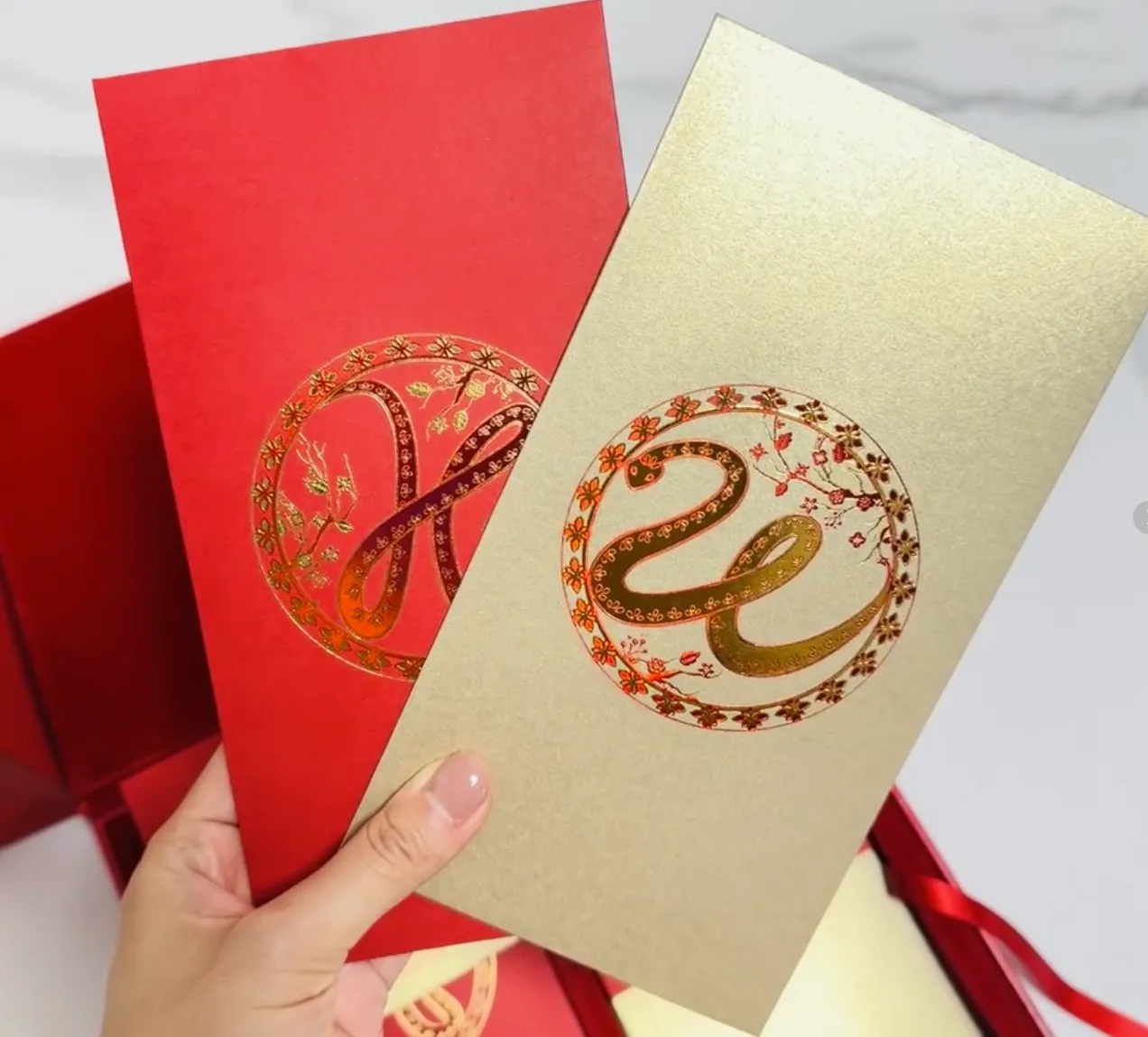 Red envelope gift box set